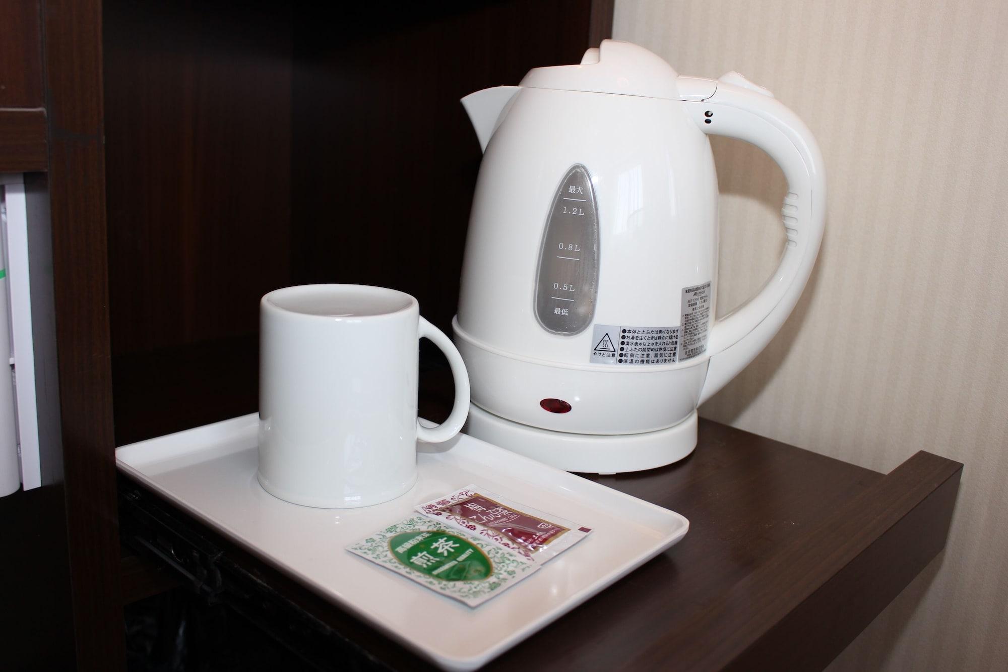 Toyoko Inn Naha Omoromachi Ekimae Exteriör bild