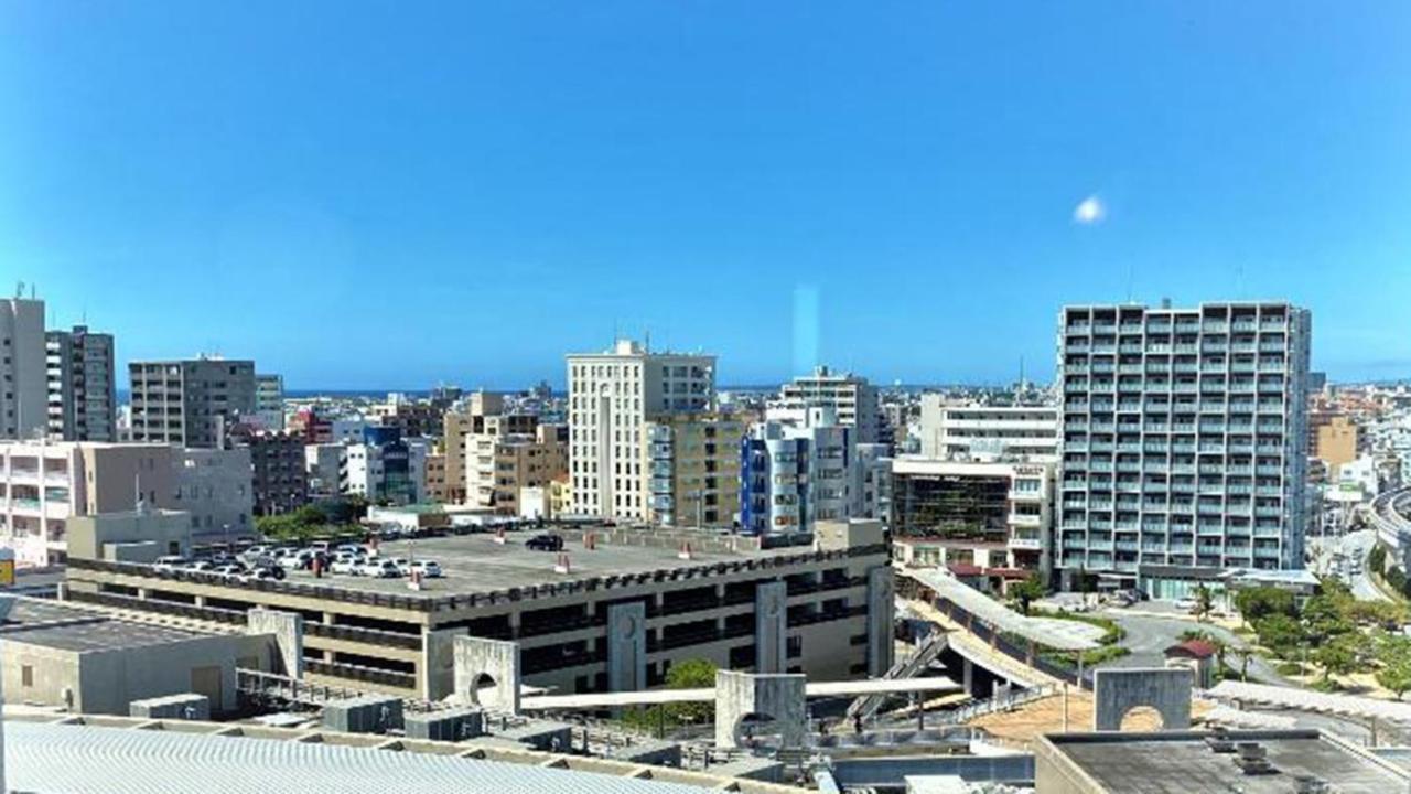 Toyoko Inn Naha Omoromachi Ekimae Exteriör bild