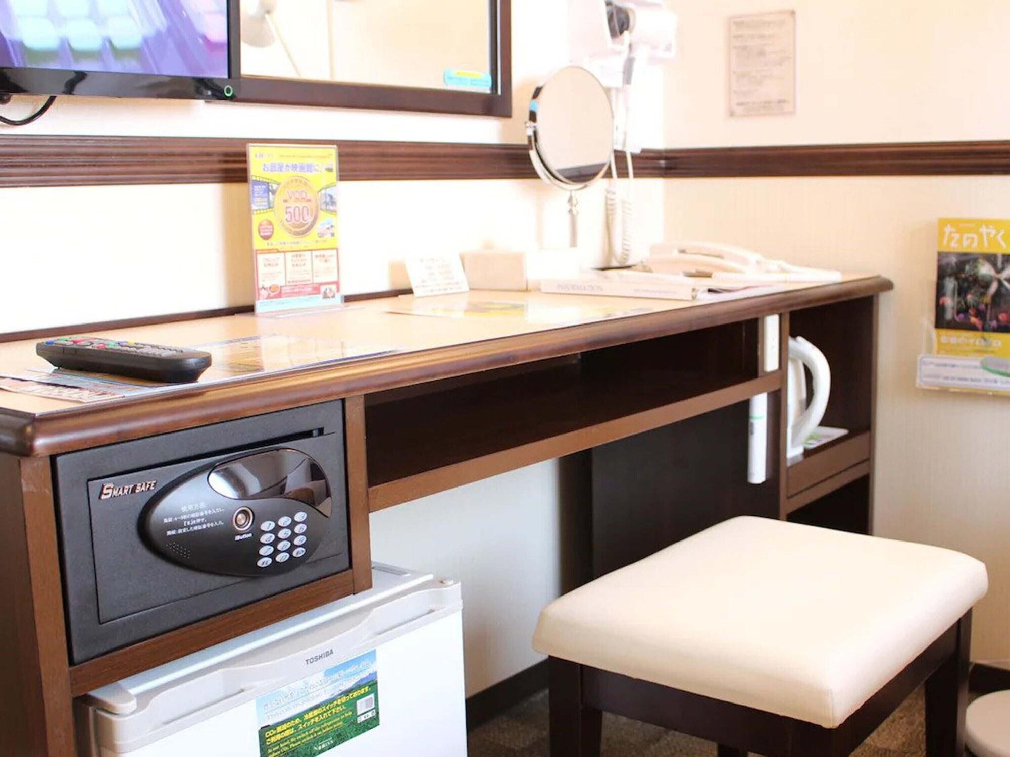 Toyoko Inn Naha Omoromachi Ekimae Exteriör bild